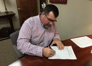 Commission Chairman Chris Dockery qualifies for re-election Monday